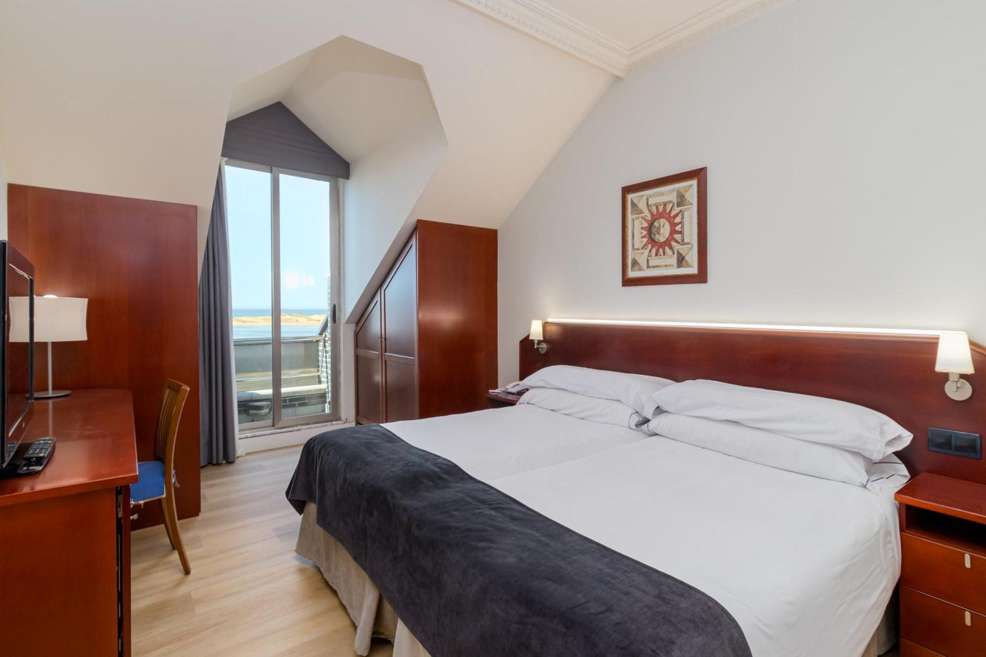 Hotel Milagros Golf Mogro Zewnętrze zdjęcie
